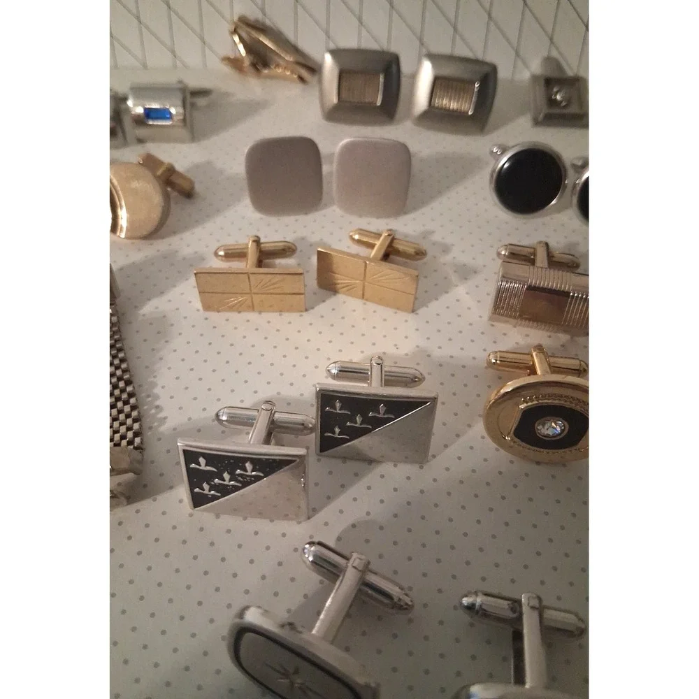 Vintage Cufflinks Lot of 11 pair Gold & Silver Tone Swank Shield + 1 Tie Pin + 1